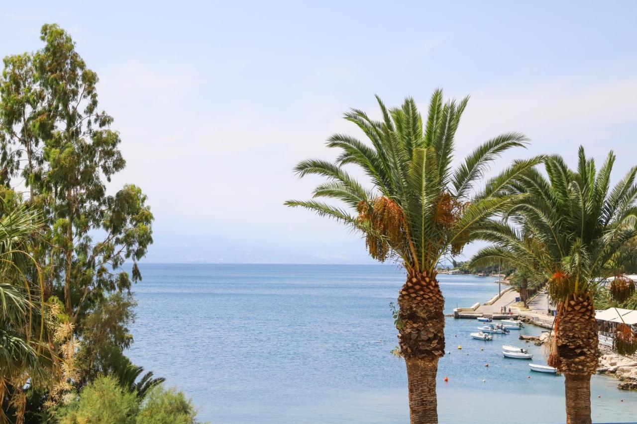 Luxury Seaview Apartment Con Vista Loutraki  Exterior photo